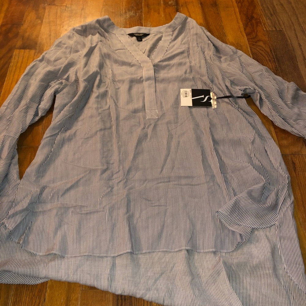 So soft Simply Vera Dress Shirt Sz Lg